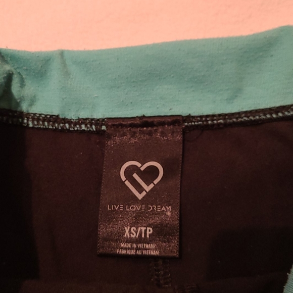 Foldover waistband shorts - Picture 4 of 5